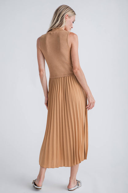 Skies Are Blue Pleated Contrast Mock Neck Dress